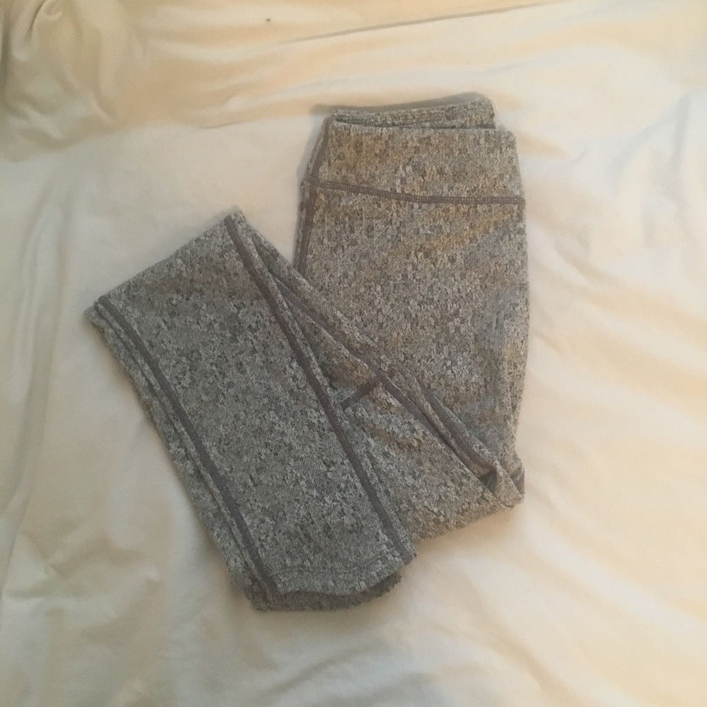 gymshark grey fleur texture leggings